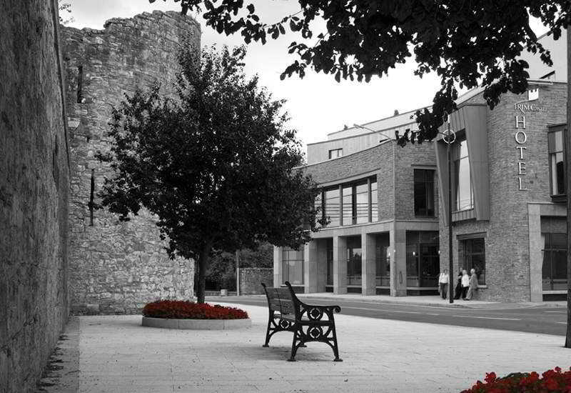Trim Castle Hotel Bagian luar foto
