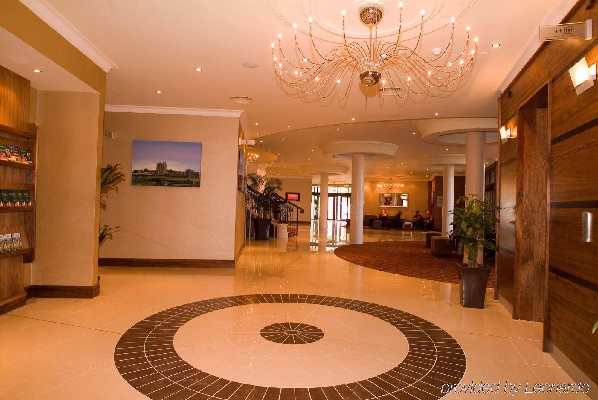 Trim Castle Hotel Interior foto